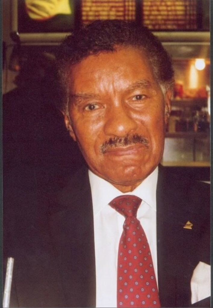 Frank Owens Profile Photo