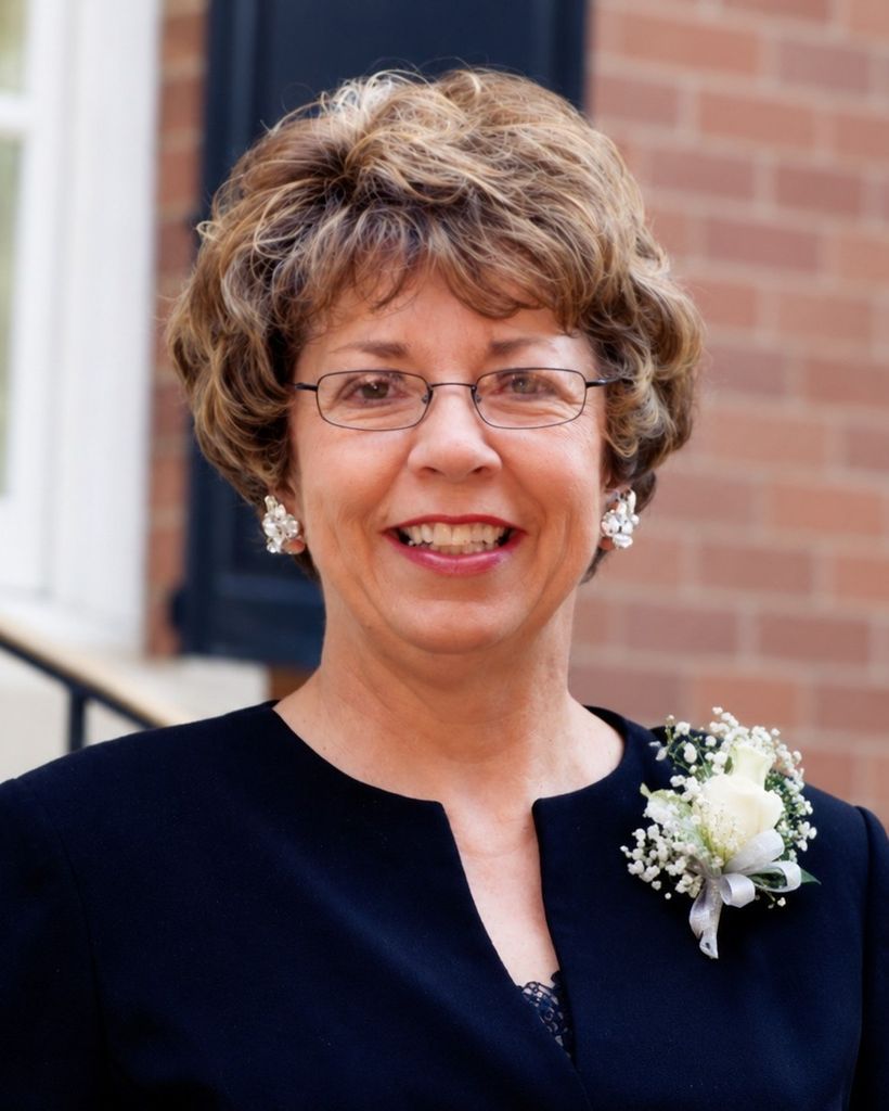 Sandra Moore Profile Photo