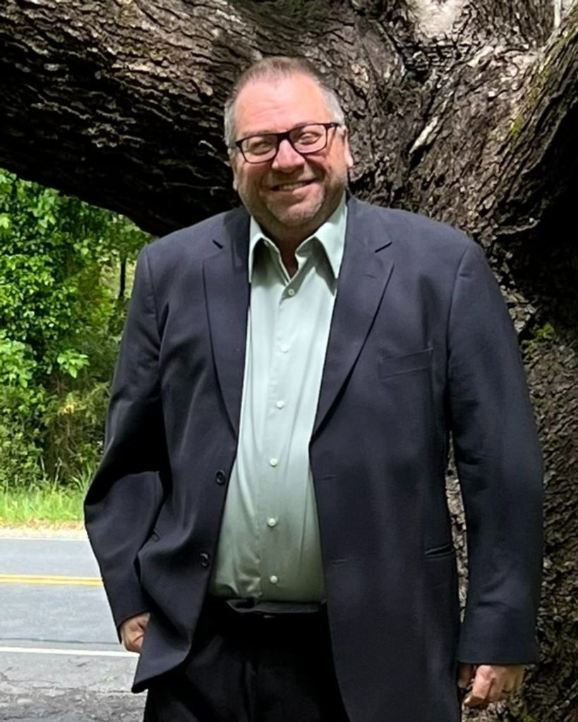 Hugh Robeson Profile Photo