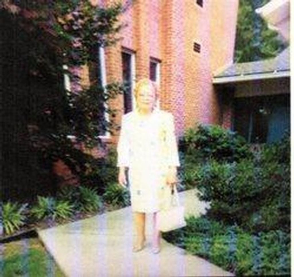Evelyn H Leach Profile Photo