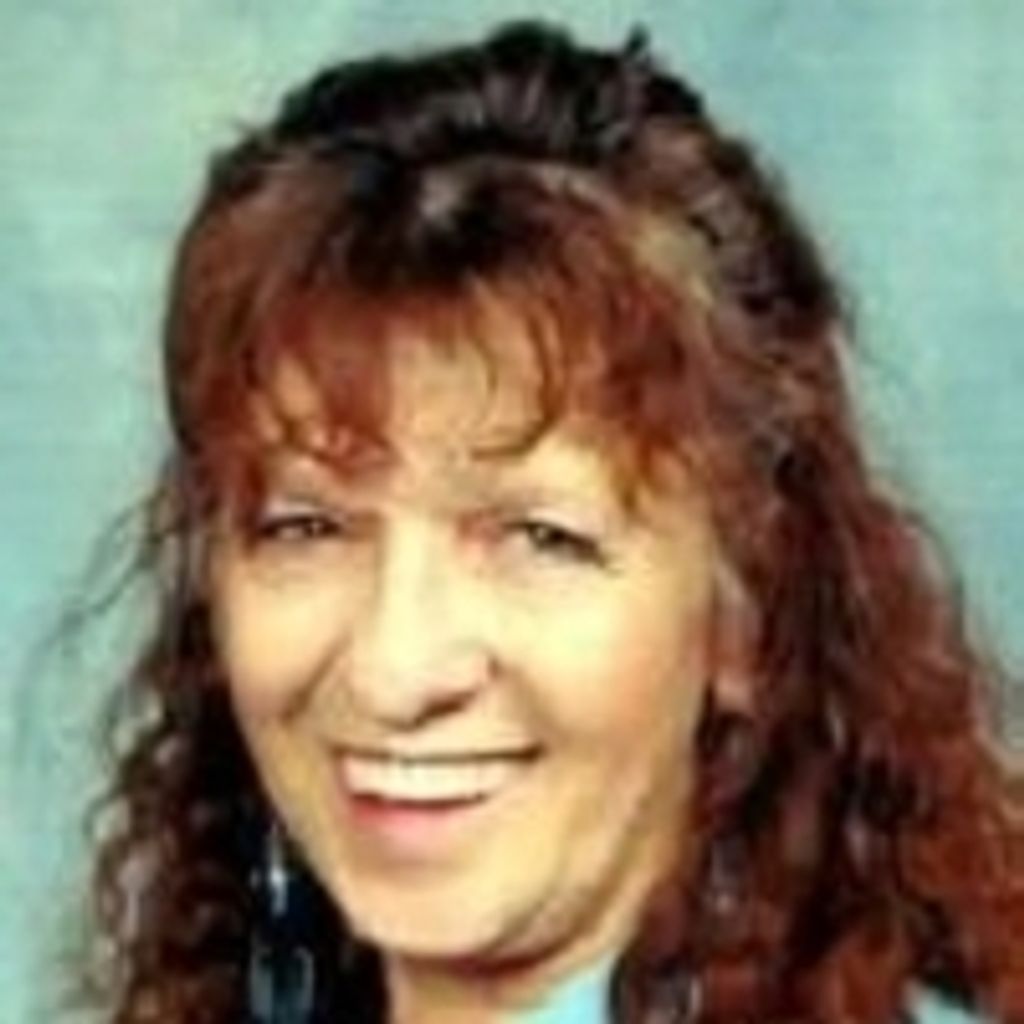 Eileen Riha Profile Photo