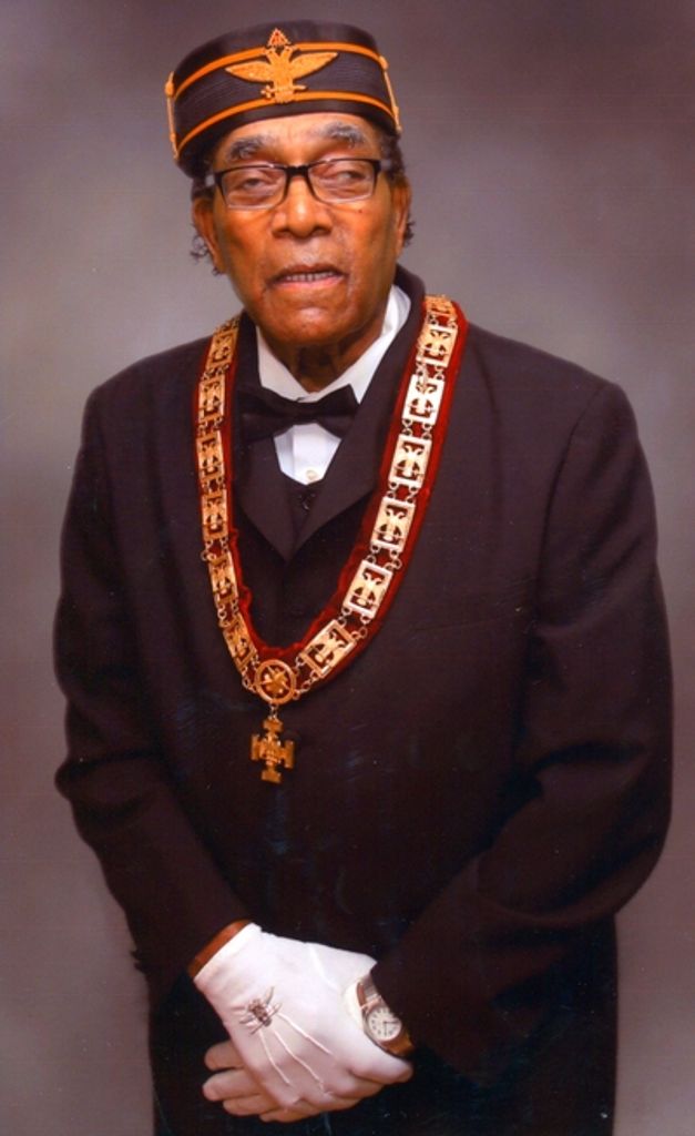 Kenneth Wayne Smith "Kenny Wayne"