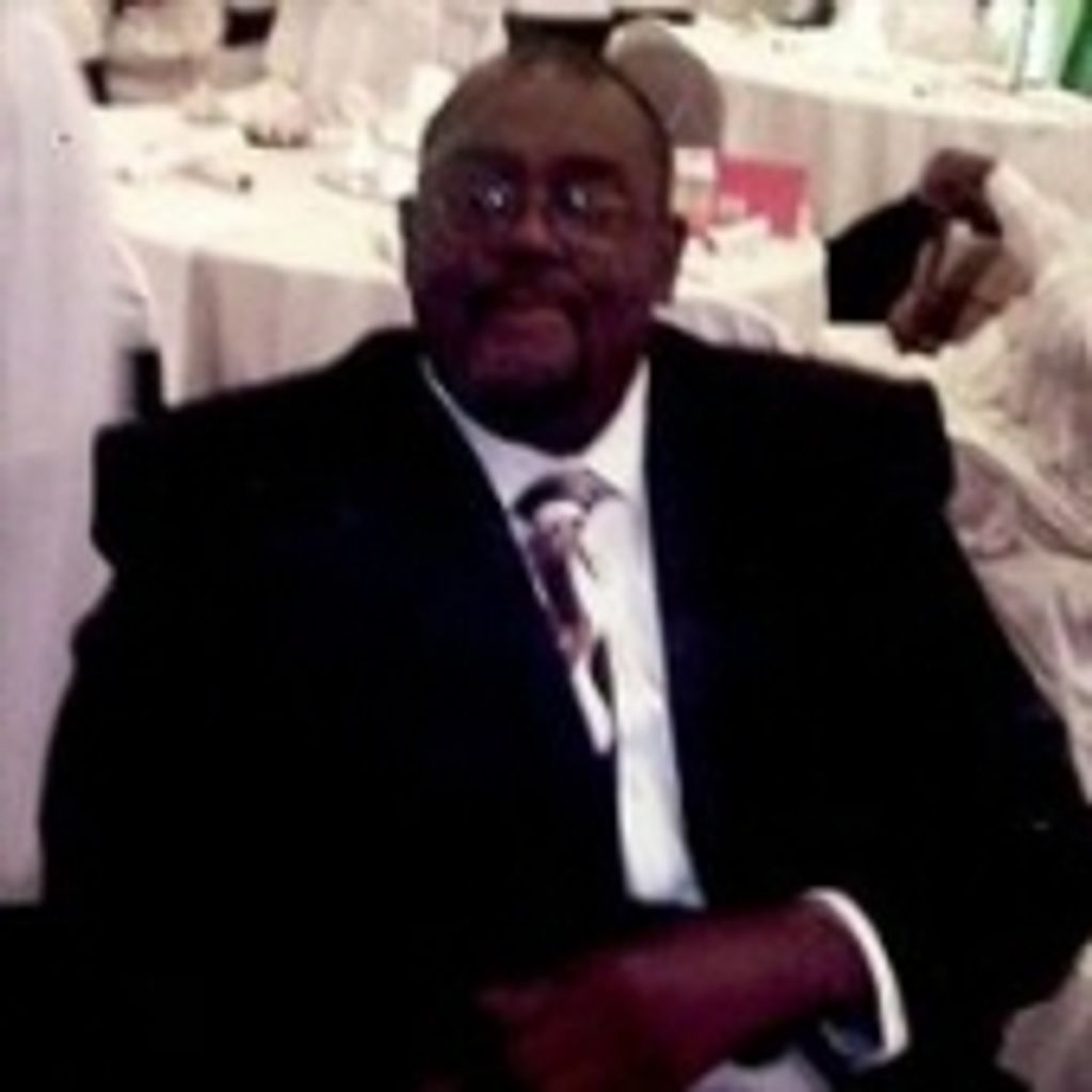 Pastor  Gordon Bryant