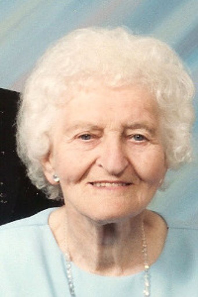 Leatrice "Lee" Derosier