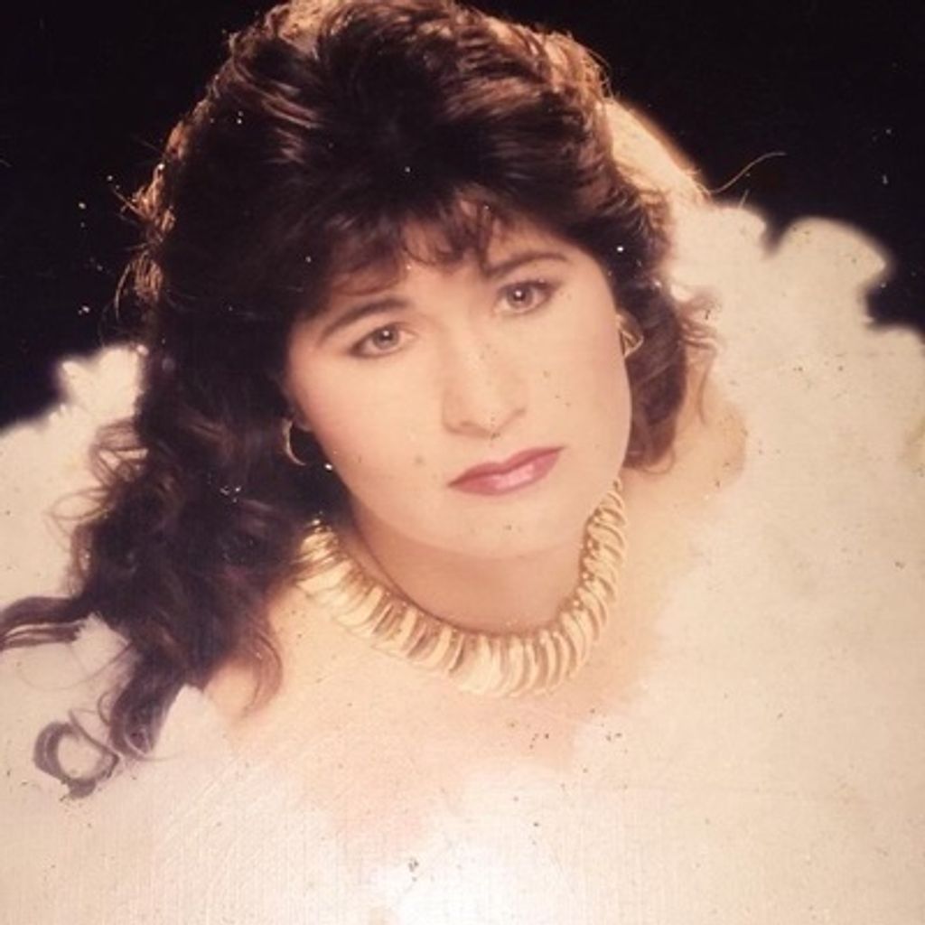 Susana Salas Perkins Profile Photo