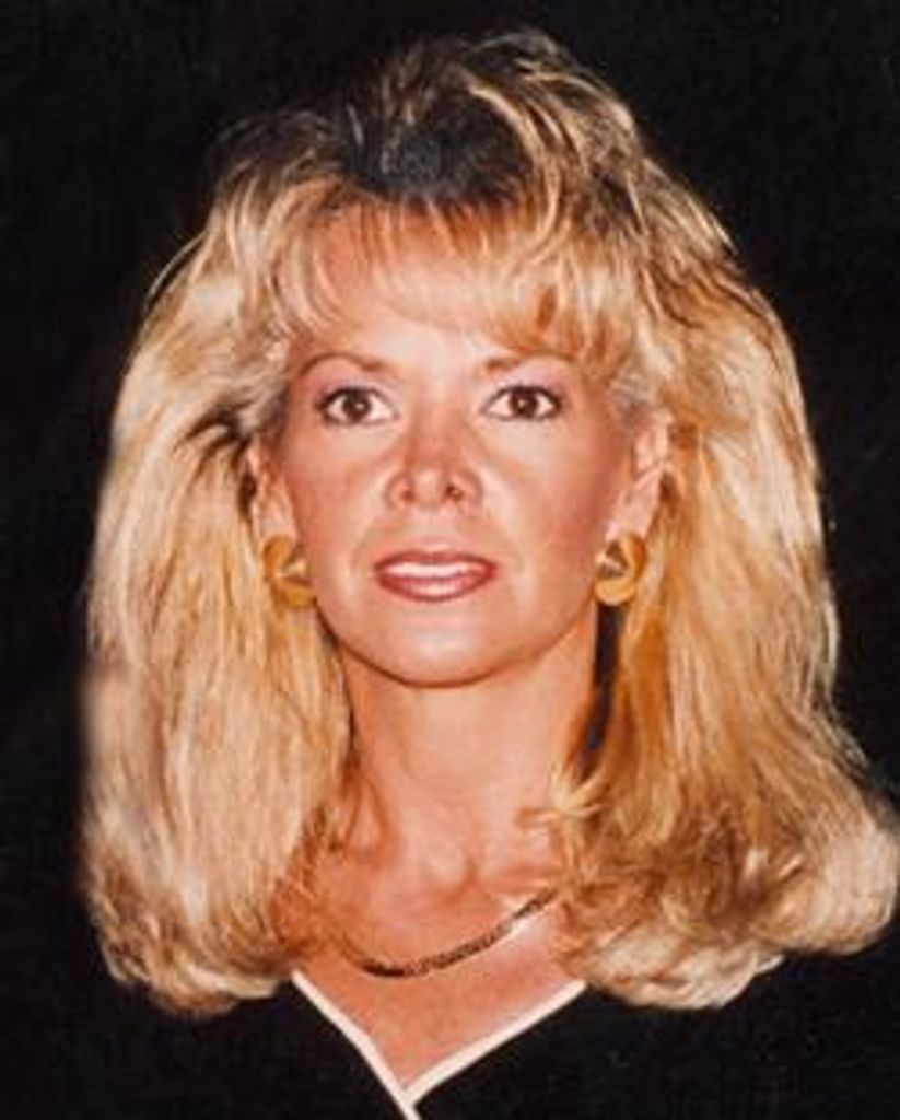 Paula Costello