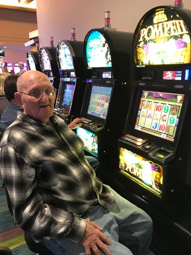 Wilfred Henry Hentges photo 27