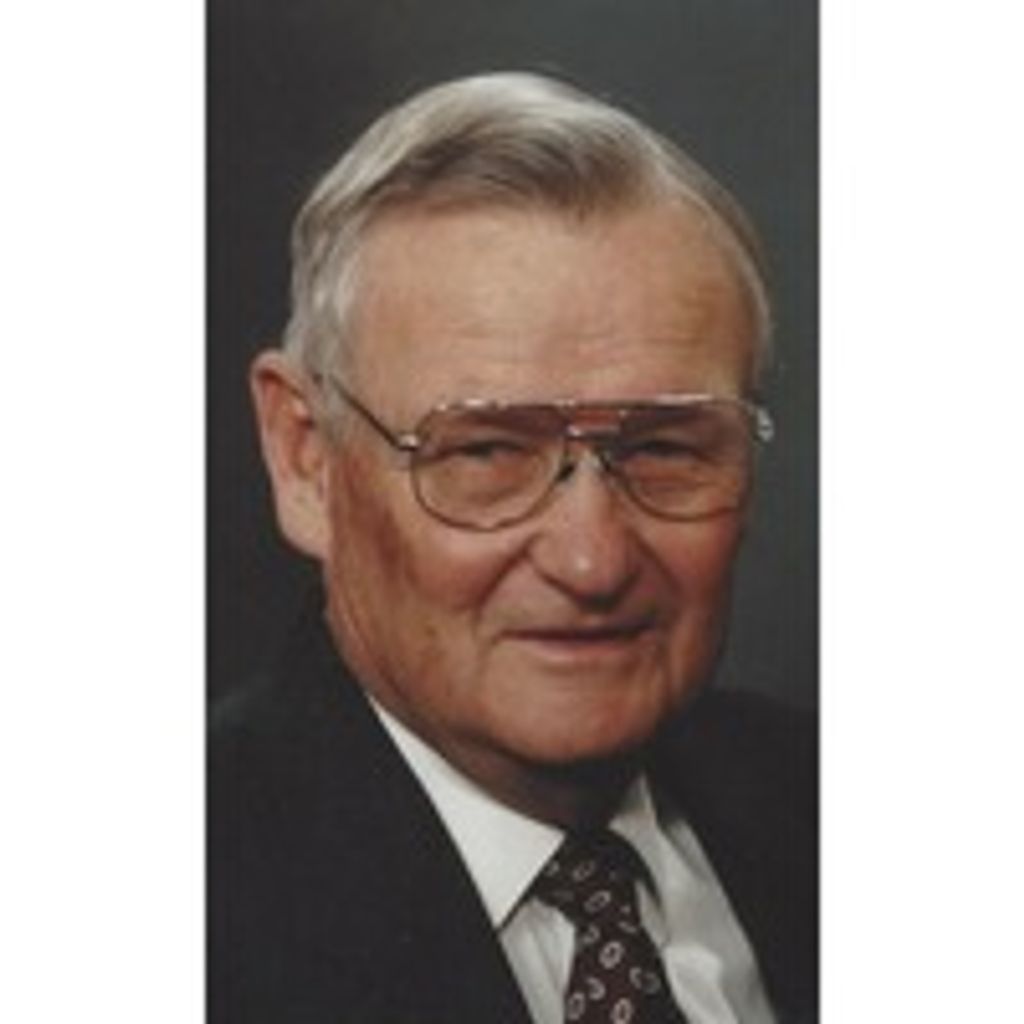 Lewis John Mclallin Profile Photo