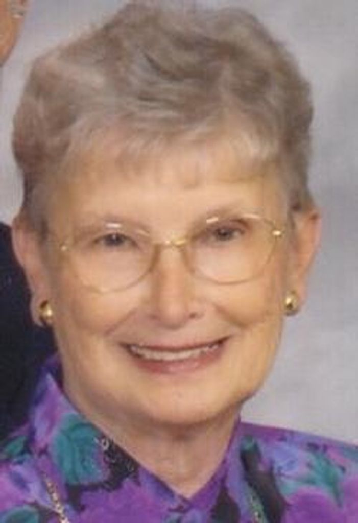 Evelyn R "Dolly" Ford