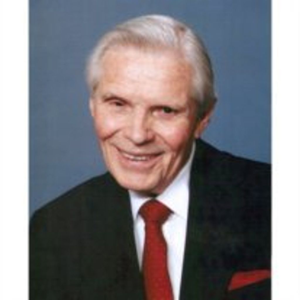 Wallace E. Santmyers