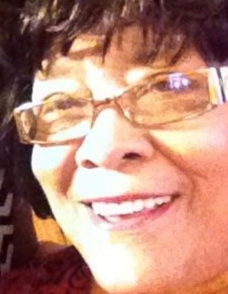 COMOLETHA DANIELS