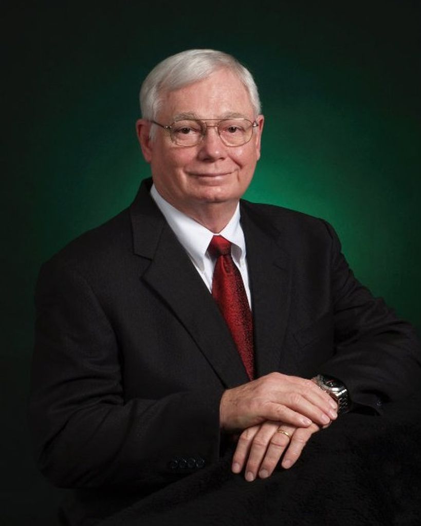 Lloyd Mac Hesterly Profile Photo