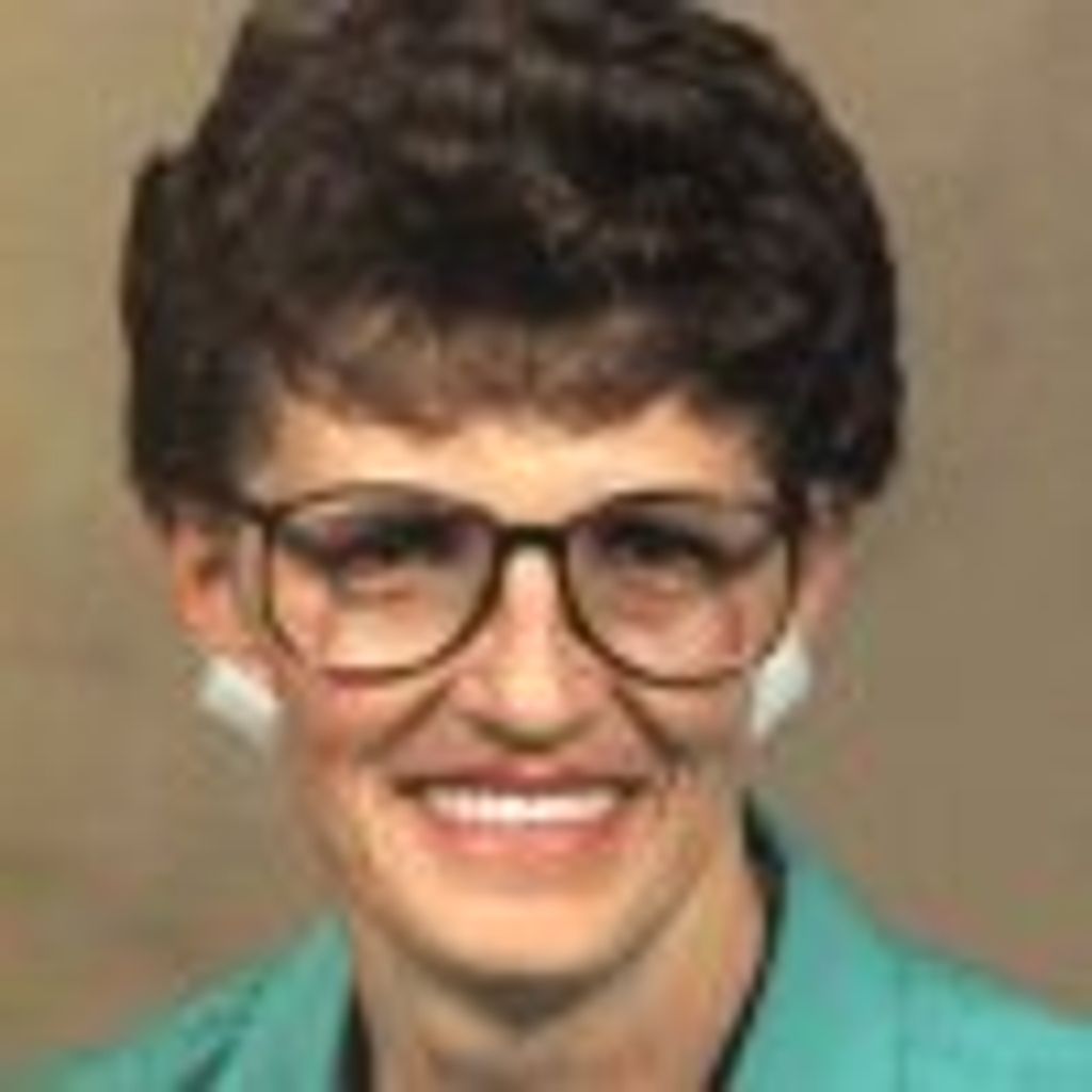 Isabelle "Izie" Eva Messmer