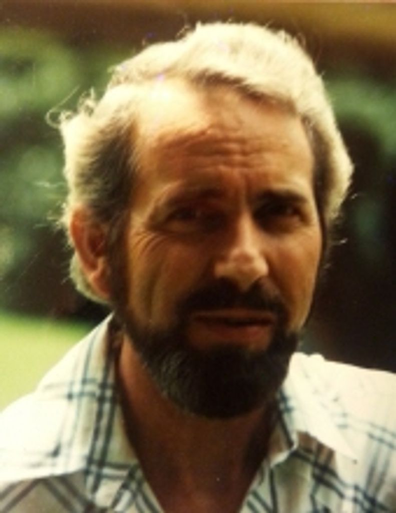 Robert "Bobby" Lindsay Jones
