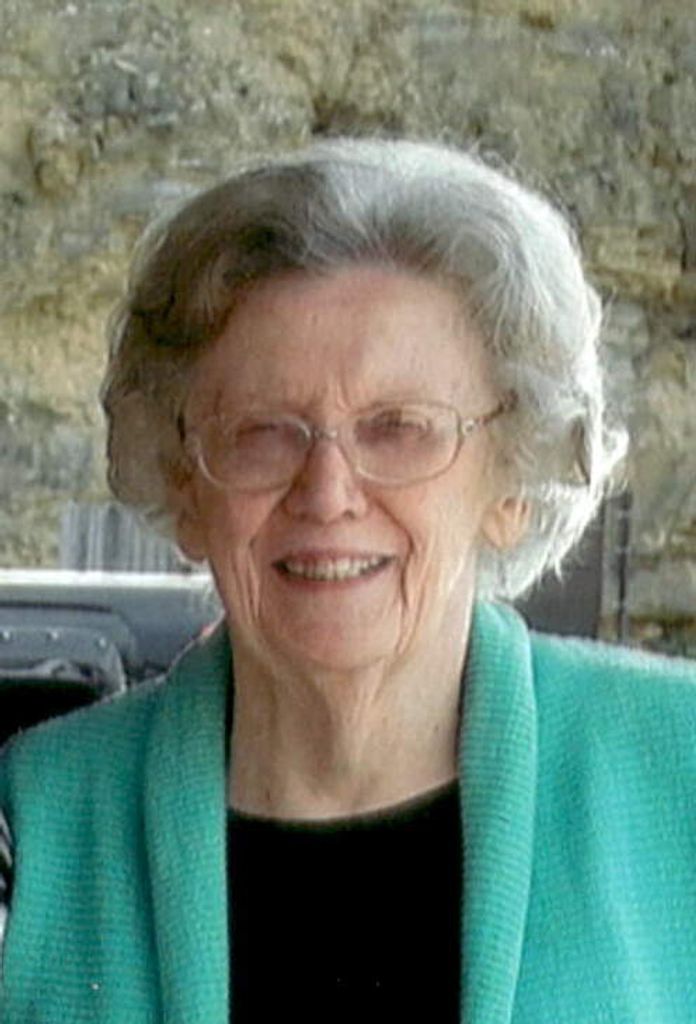 Elizabeth "Lou" Dunn