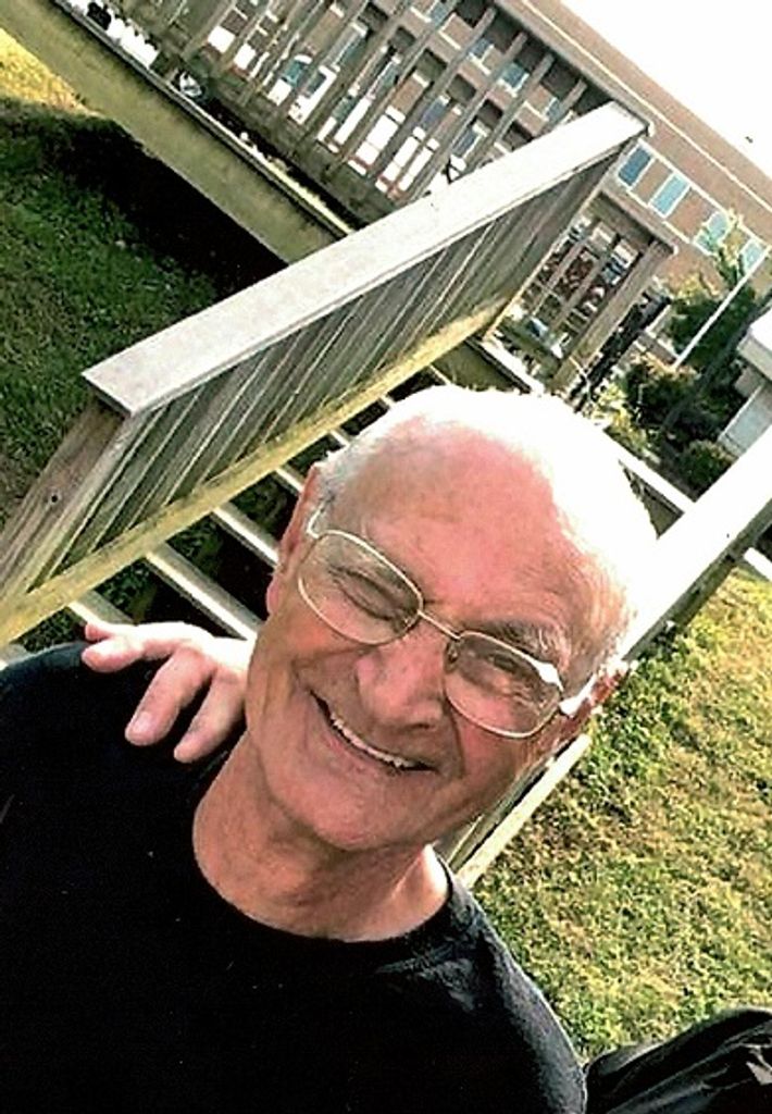 Edward (Skeeter) Guariglia
