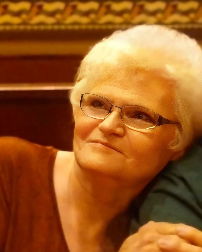 Linda Jo Hughes