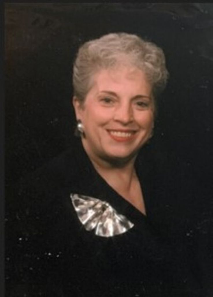 Geraldine Carla Caruss Profile Photo