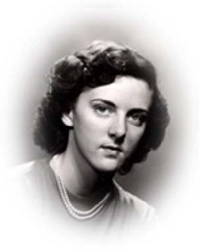 Leona Lee 'Lee' Miller photo gallery thumbnail 1 of 1
