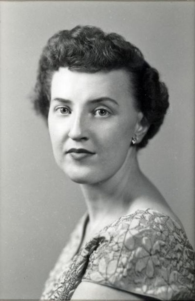 Annette Lohn Profile Photo