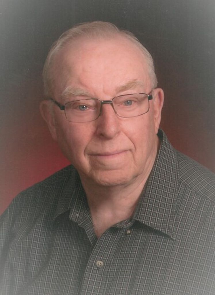 Ernest William Hayes Jr. Profile Photo