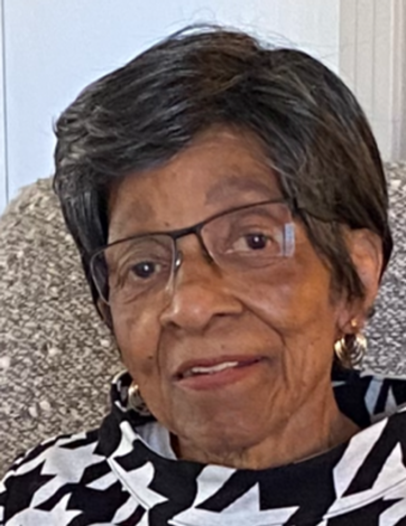 Alzetta  Roberson-Edwards