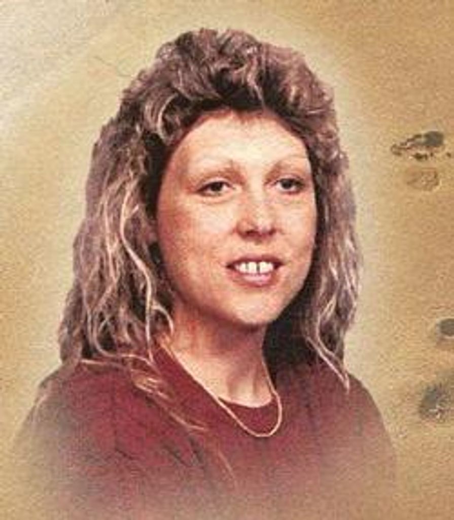 Desiree "Desi" Diane Molchan