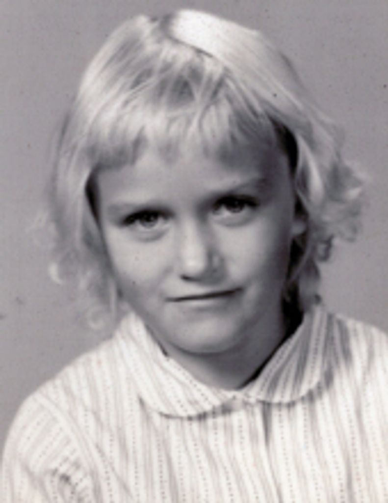 Karen  Sue  Smith 