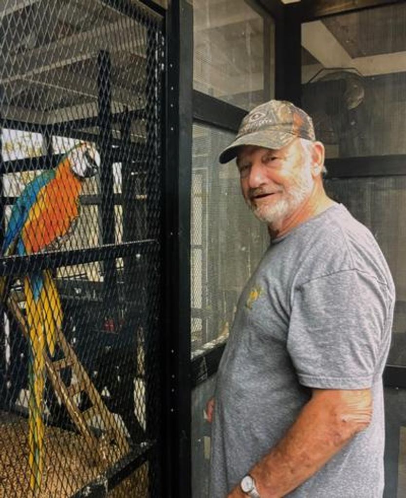 Bobby Joe Holifield Profile Photo