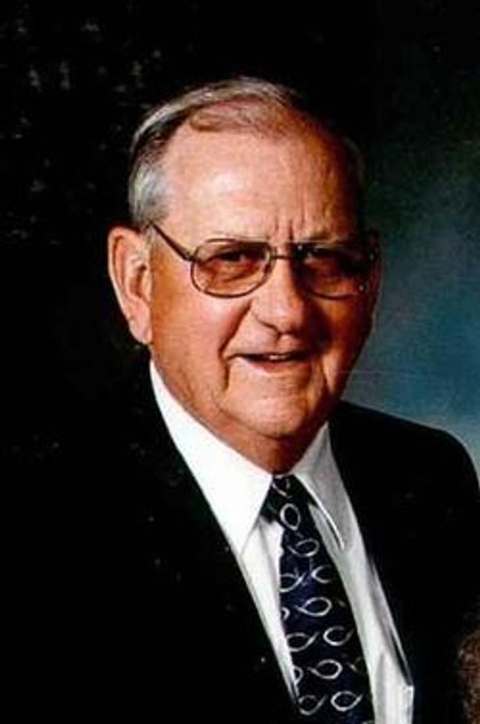 Lowell Elkins