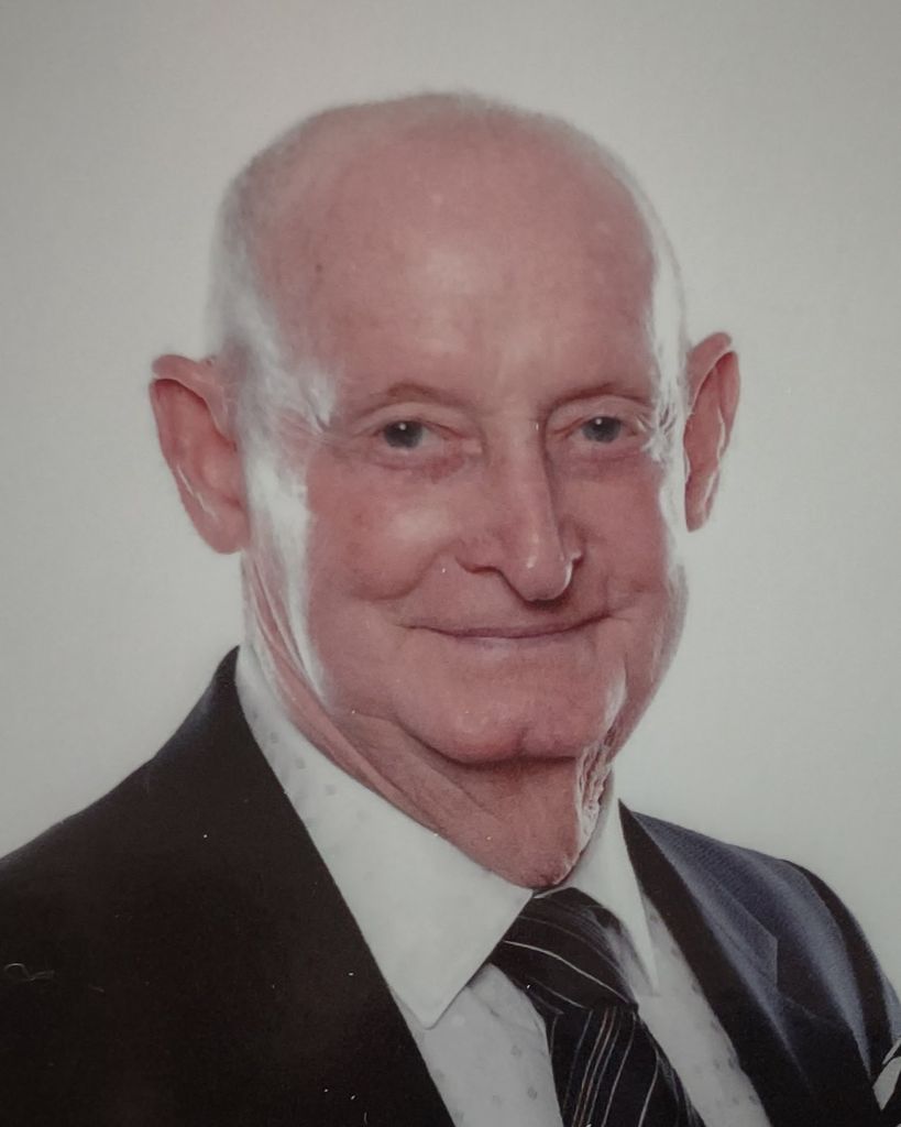 Major (M.L.) Davis Sr.