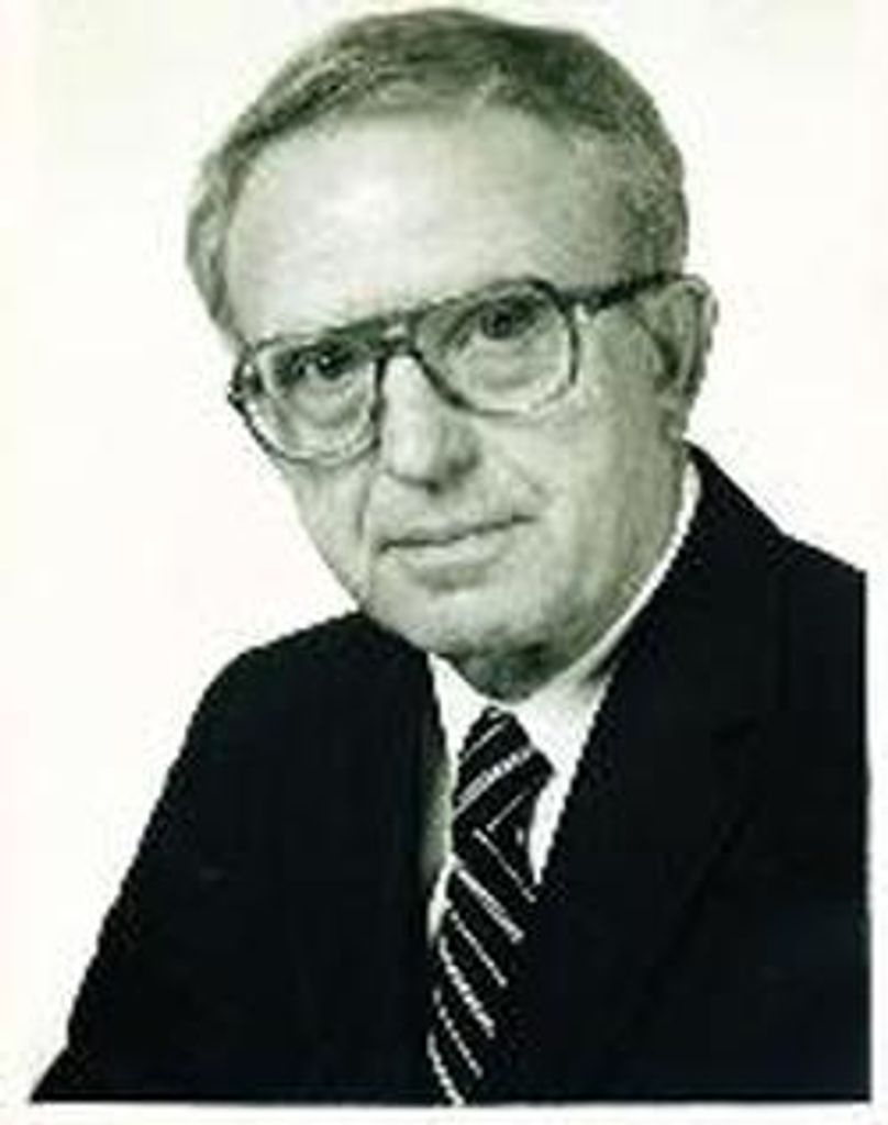 Richard B. Kearsley M.D.