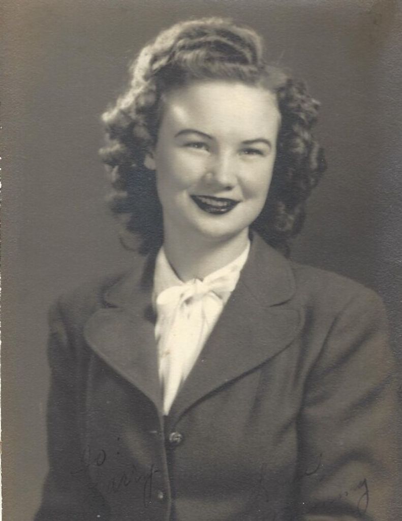Eva Holton