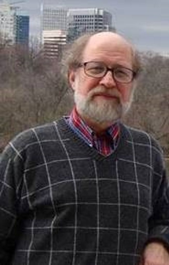 Stephen Luzader