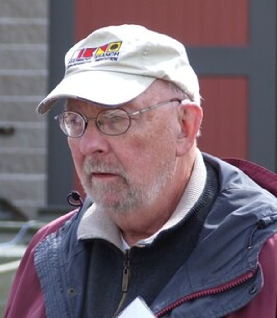 Richard W. "Dick" Pierson Profile Photo