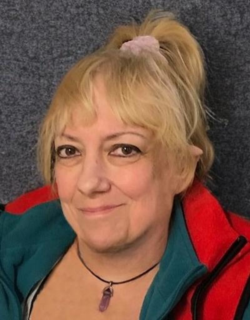 Nansi Oscar Profile Photo
