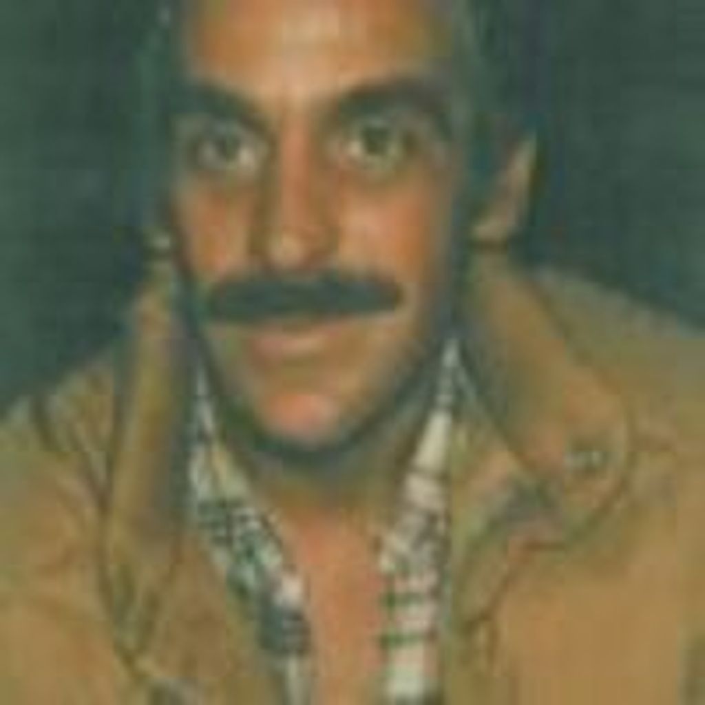 Roy L Roberts