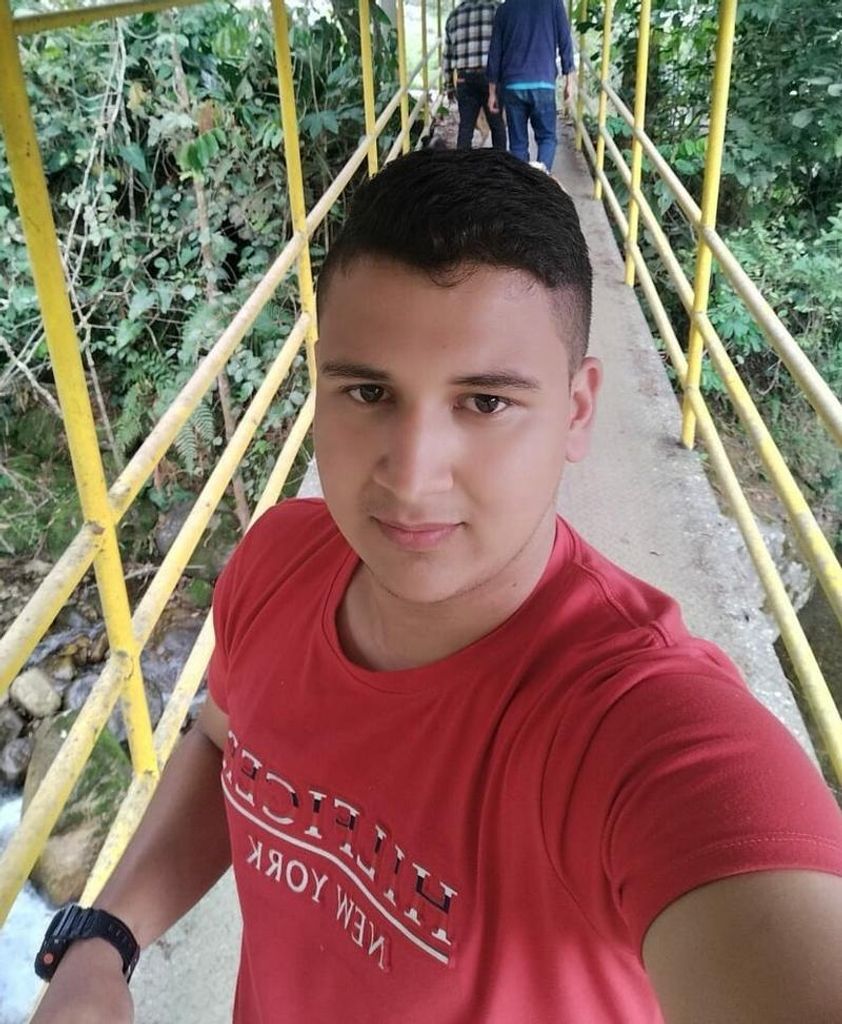 Enyelber Jose Sayago Ramirez Profile Photo