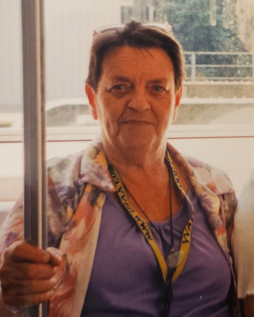 Donna F. LAMPMAN