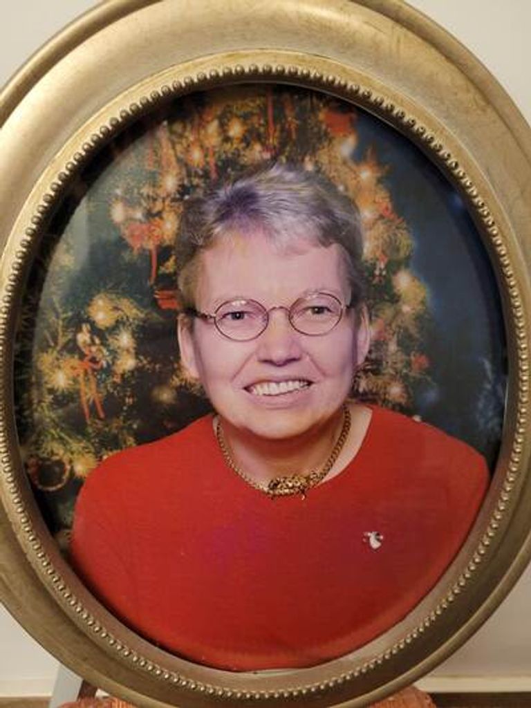 Carolyn Marina Mitchell Profile Photo