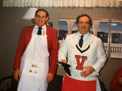 Dr. James Kelso photo gallery thumbnail 12 of 52