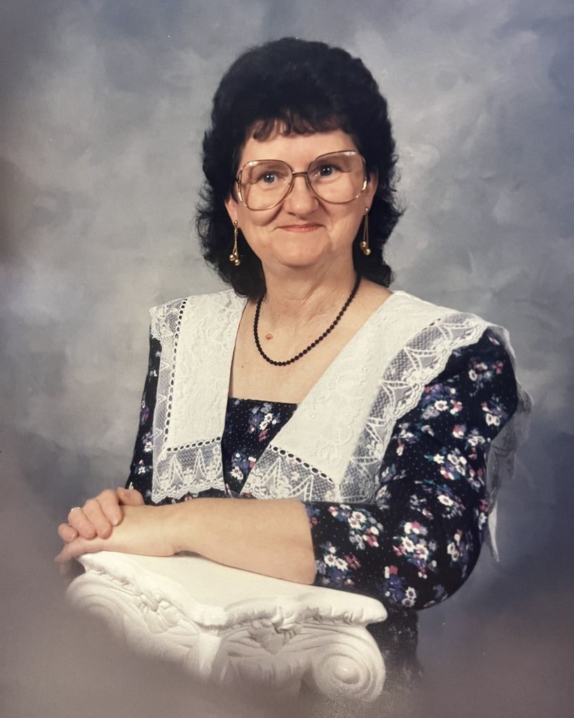 Letty Lee Crissman Hiatt Profile Photo