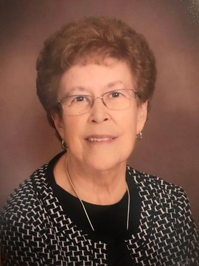 Beverly (Behling) Salewski Profile Photo