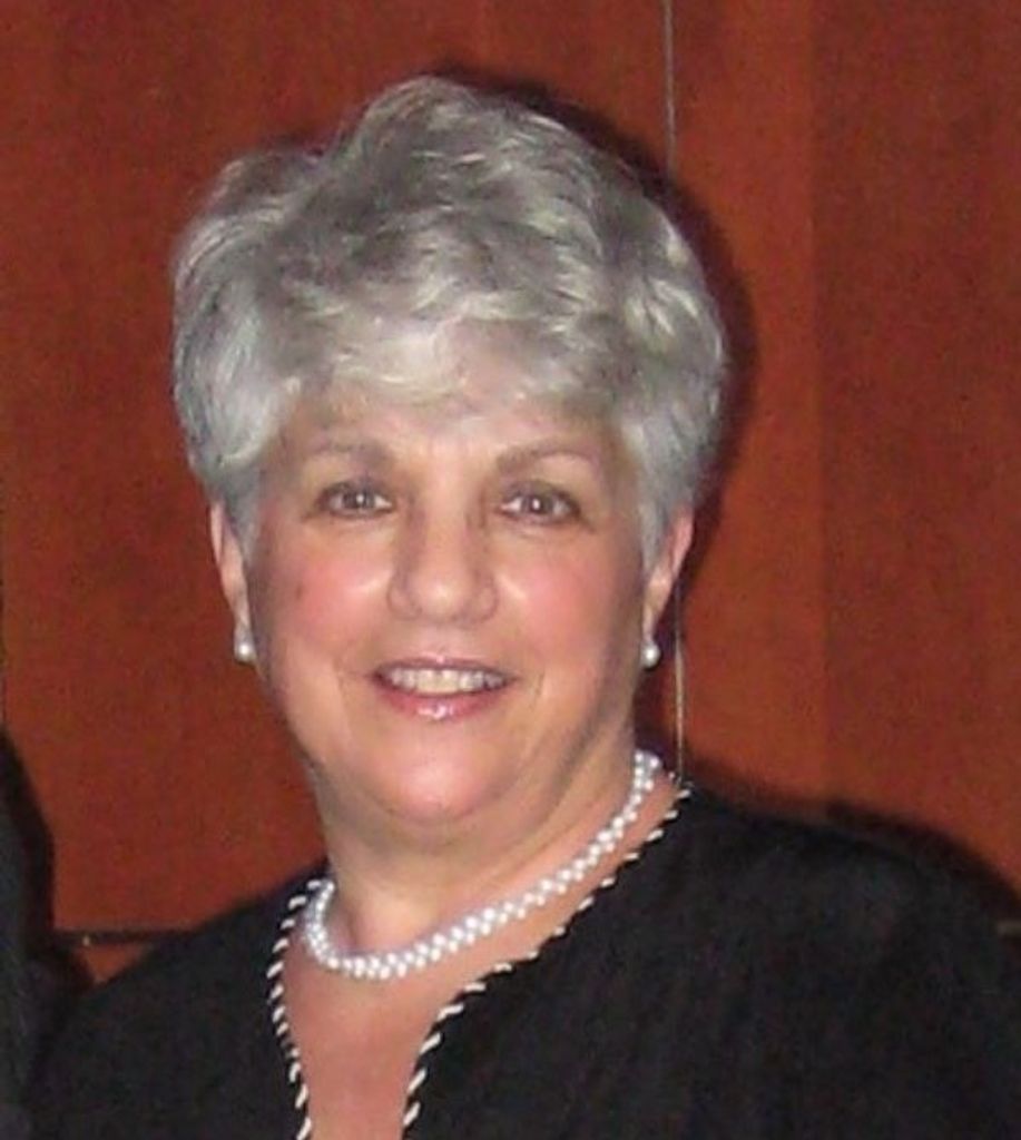 Mrs.  Linda  C. Martinez