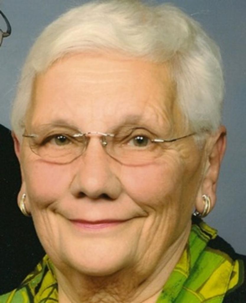 Charlotte Gilmour Profile Photo