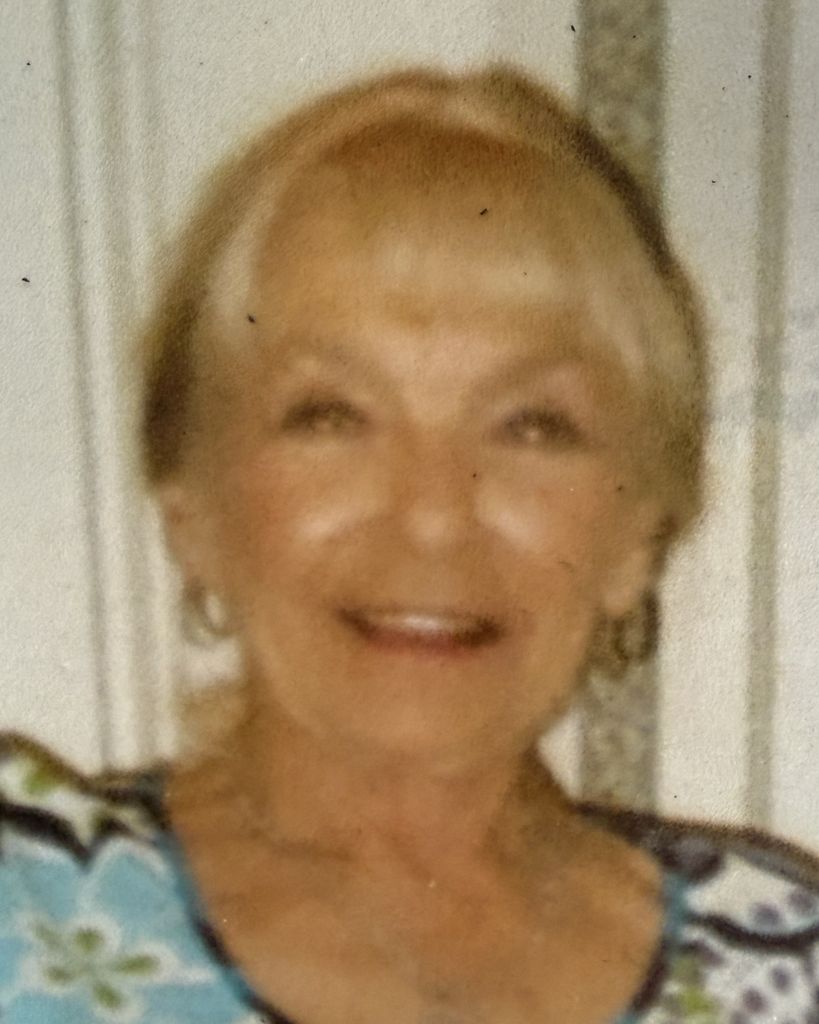 Betty Lewis Profile Photo