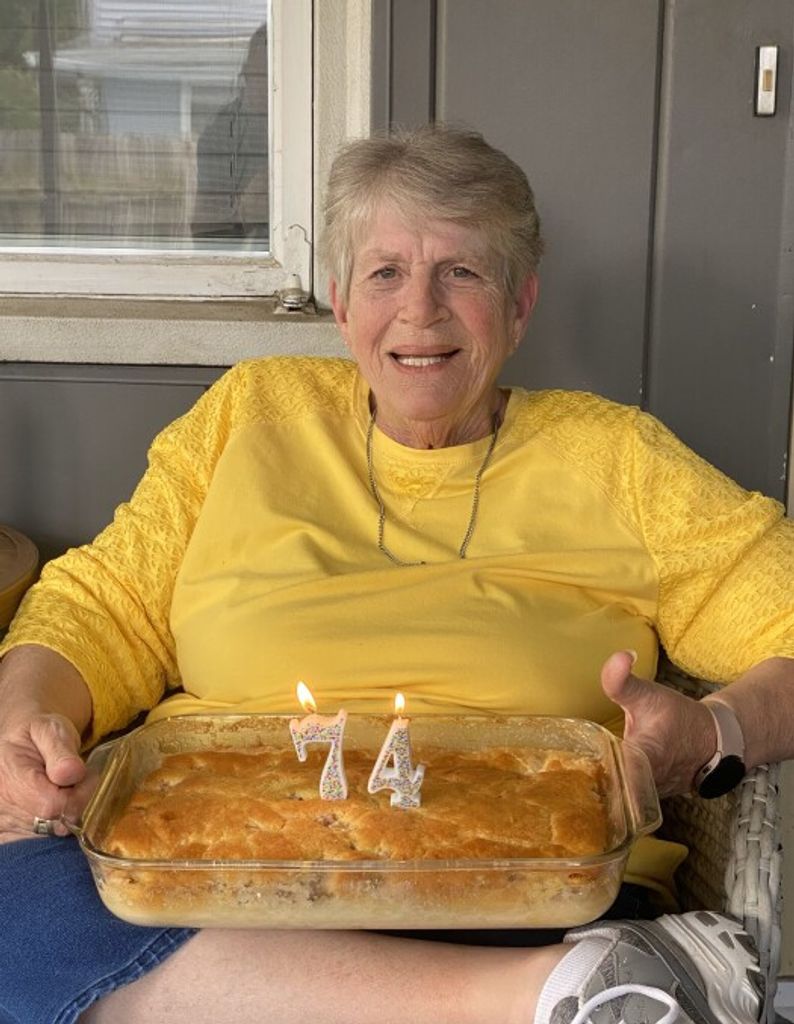 Mary M. (Kemp)  Moore Profile Photo