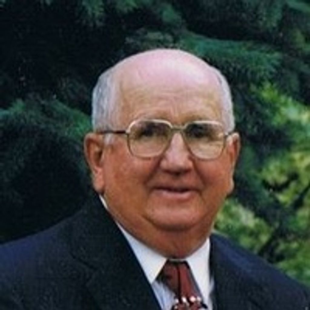 Lyle L Pratt
