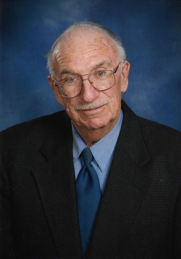 Gordon  Eugene Davis Profile Photo