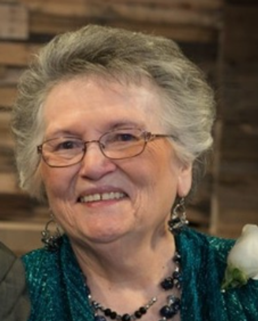 Julia Edwards